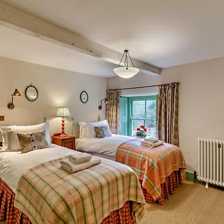 Hébergement de vacances 4 Bed In York Oc-94652 *