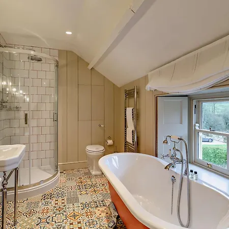 Hébergement de vacances 4 Bed In York Oc-94652